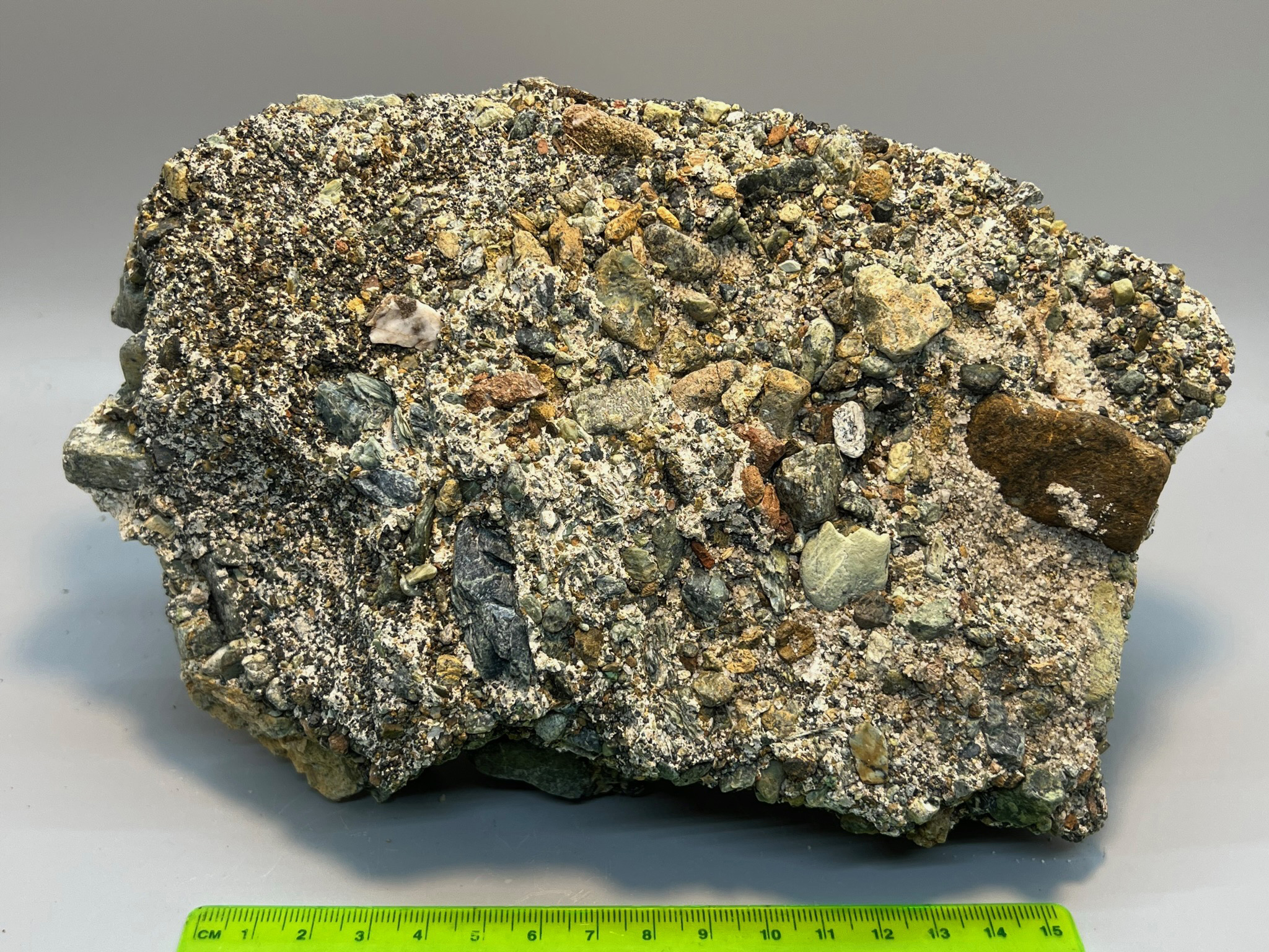 Conglomerate magnetic